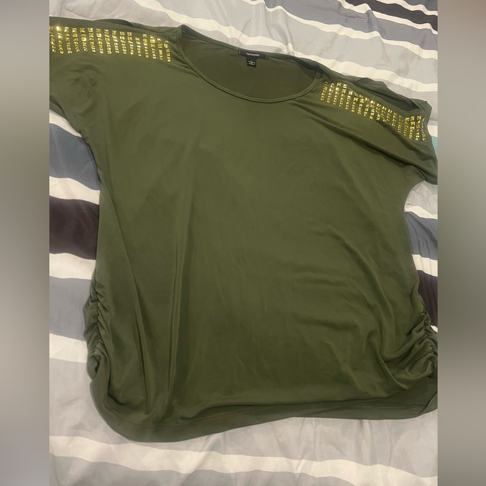 BIG SALE(5 for $20)- Espresso Green Short Sleeve Top with Gold Studs
